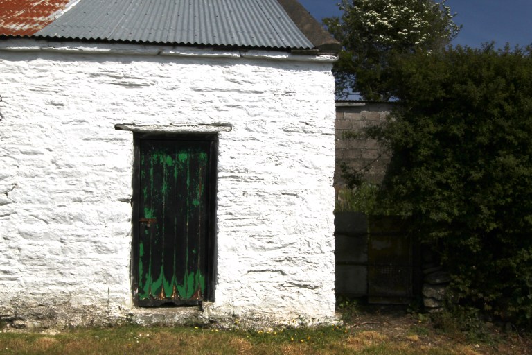 Green Door Contrasts