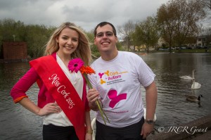 Richard says thanks to Miss Cork 2015, Gillian Forde, for helping to launch CAA's Flag Day Appeal.