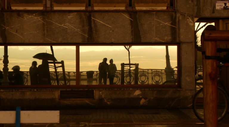 foreground elements reveal the reflected image